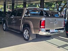 Volkswagen AMAROK 2.0 HIGHLINE 4X4 CD 16V TURBO INTERCOOLER DIESEL 4P AUTOMÁTICO 2016/2017 CARRO DEZ NOVO HAMBURGO / Carros no Vale