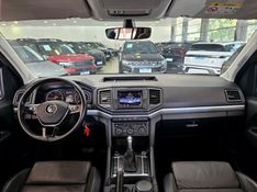 Volkswagen AMAROK 2.0 HIGHLINE 4X4 CD 16V TURBO INTERCOOLER DIESEL 4P AUTOMÁTICO 2016/2017 CARRO DEZ NOVO HAMBURGO / Carros no Vale