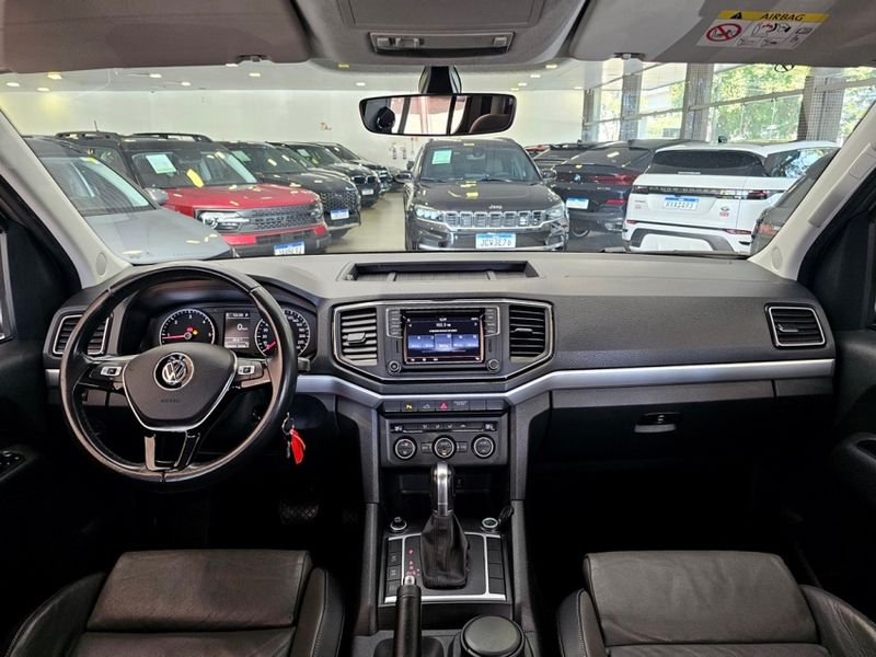 Volkswagen AMAROK 2.0 HIGHLINE 4X4 CD 16V TURBO INTERCOOLER DIESEL 4P AUTOMÁTICO 2016/2017 CARRO DEZ NOVO HAMBURGO / Carros no Vale