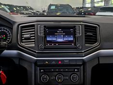 Volkswagen AMAROK 2.0 HIGHLINE 4X4 CD 16V TURBO INTERCOOLER DIESEL 4P AUTOMÁTICO 2016/2017 CARRO DEZ NOVO HAMBURGO / Carros no Vale