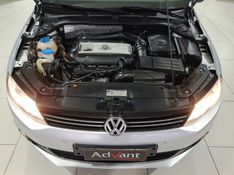 Volkswagen JETTA 2.0 TSI HIGHLINE 200CV GASOLINA 4P TIPTRONIC 2012/2013 ADVANT AUTOMÓVEIS CAXIAS DO SUL / Carros no Vale