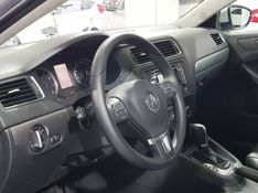 Volkswagen JETTA 2.0 TSI HIGHLINE 200CV GASOLINA 4P TIPTRONIC 2012/2013 ADVANT AUTOMÓVEIS CAXIAS DO SUL / Carros no Vale