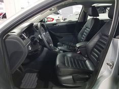 Volkswagen JETTA 2.0 TSI HIGHLINE 200CV GASOLINA 4P TIPTRONIC 2012/2013 ADVANT AUTOMÓVEIS CAXIAS DO SUL / Carros no Vale