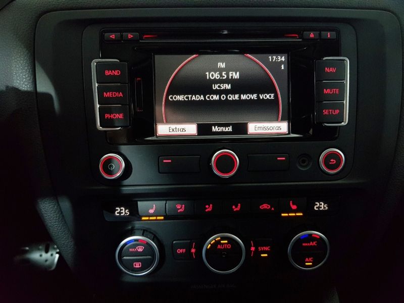 Volkswagen JETTA 2.0 TSI HIGHLINE 200CV GASOLINA 4P TIPTRONIC 2012/2013 ADVANT AUTOMÓVEIS CAXIAS DO SUL / Carros no Vale Volkswagen JETTA 2.0 TSI HIGHLINE 200CV GASOLINA 4P TIPTRONIC 2012/2013 ADVANT AUTOMÓVEIS CAXIAS DO SUL / Carros no Vale