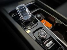 Volvo XC60 2.0 T8 HYBRID INSCRIPTION AWD GEARTRONIC 2021/2021 CARRO DEZ NOVO HAMBURGO / Carros no Vale