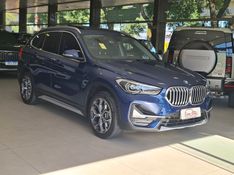 BMW X1 2.0 16V TURBO ACTIVEFLEX SDRIVE20I X-LINE 4P AUTOMÁTICO 2021/2022 CARRO DEZ NOVO HAMBURGO / Carros no Vale