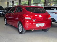 Chevrolet ONIX 1.0 MPFI JOY 8V FLEX 4P MANUAL 2018/2018 CARRO DEZ NOVO HAMBURGO / Carros no Vale