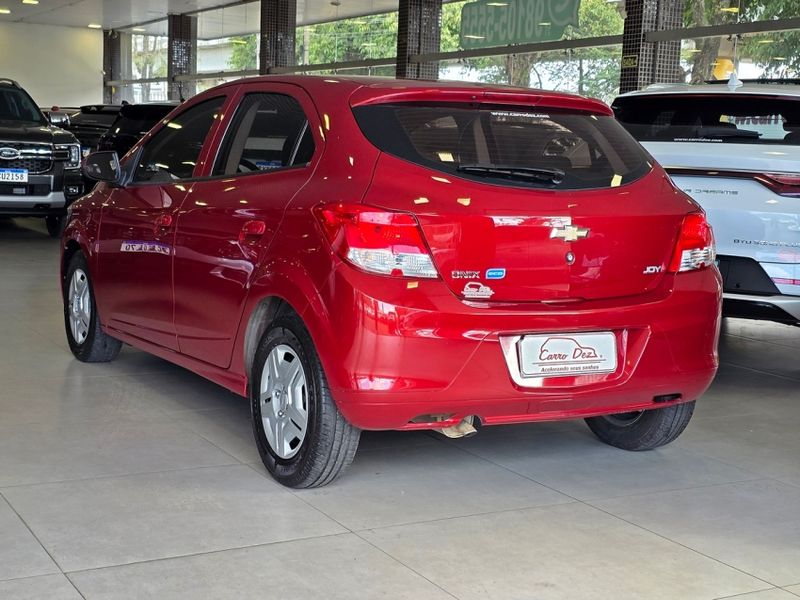Chevrolet ONIX 1.0 MPFI JOY 8V FLEX 4P MANUAL 2018/2018 CARRO DEZ NOVO HAMBURGO / Carros no Vale