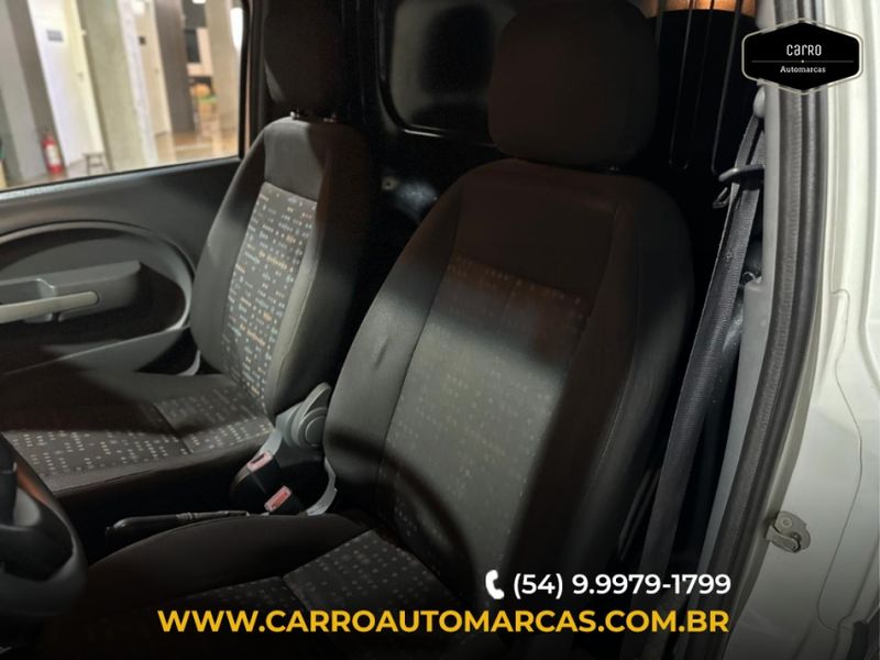 Fiat FIORINO 1.4 MPI FURGÃO 8V FLEX 2P MANUAL 2015/2016 CARRO AUTOMARCAS CAXIAS DO SUL / Carros no Vale