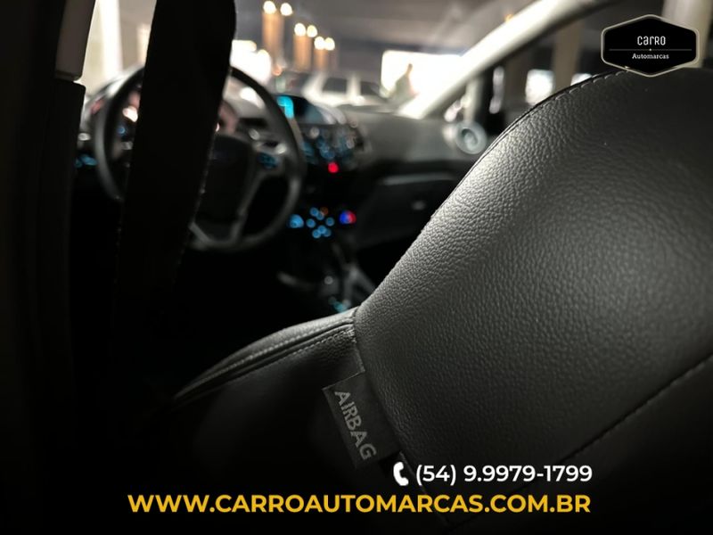 Ford FIESTA 1.6 TITANIUM HATCH 16V FLEX 4P POWERSHIFT 2016/2016 CARRO AUTOMARCAS CAXIAS DO SUL / Carros no Vale