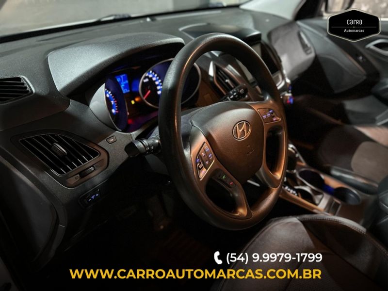 Hyundai IX35 2.0 MPFI GLS 16V FLEX 4P AUTOMÁTICO 2016/2016 CARRO AUTOMARCAS CAXIAS DO SUL / Carros no Vale