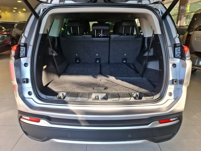 JEEP COMMANDER 1.3 T270 TURBO FLEX LIMITED AT6 2022/2022 CARRO DEZ NOVO HAMBURGO / Carros no Vale