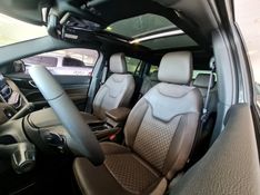 JEEP COMMANDER 2.0 TD380 TURBO DIESEL OVERLAND AT9 2022/2023 CARRO DEZ NOVO HAMBURGO / Carros no Vale