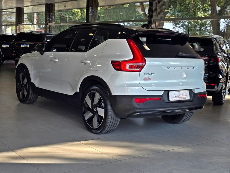 Volvo XC40 P8 RECHARGE TWIN ELECTRIC ULTIMATE AWD 2022/2023 CARRO DEZ NOVO HAMBURGO / Carros no Vale