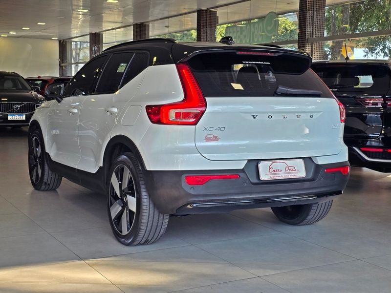 Volvo XC40 P8 RECHARGE TWIN ELECTRIC ULTIMATE AWD 2022/2023 CARRO DEZ NOVO HAMBURGO / Carros no Vale