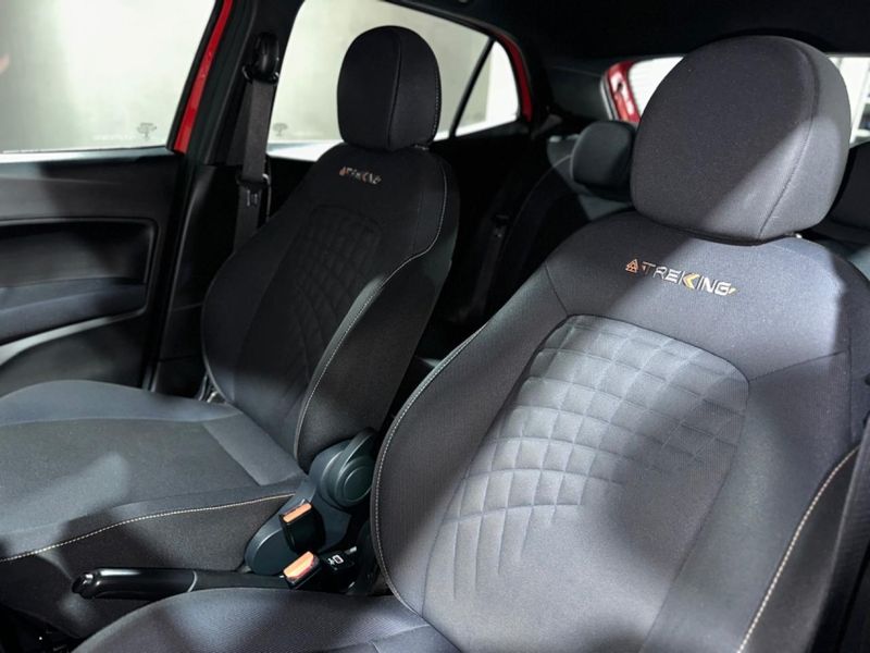 Fiat ARGO 1.3 FIREFLY FLEX TREKKING MANUAL 2019/2020 CARRO AUTOMARCAS CAXIAS DO SUL / Carros no Vale