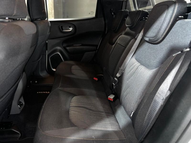 Fiat TORO 2.0 16V TURBO DIESEL VOLCANO 4WD AT9 2019/2019 CARRO AUTOMARCAS CAXIAS DO SUL / Carros no Vale