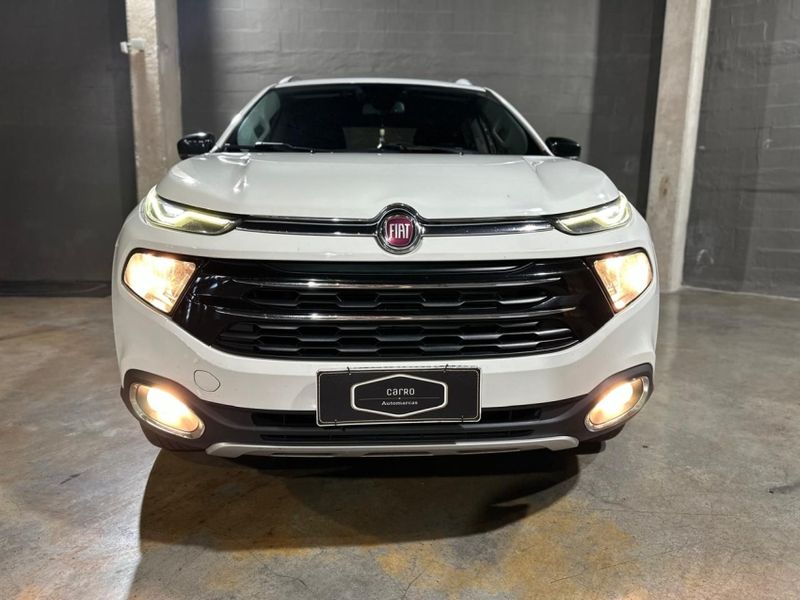 Fiat TORO 2.0 16V TURBO DIESEL VOLCANO 4WD AT9 2019/2019 CARRO AUTOMARCAS CAXIAS DO SUL / Carros no Vale