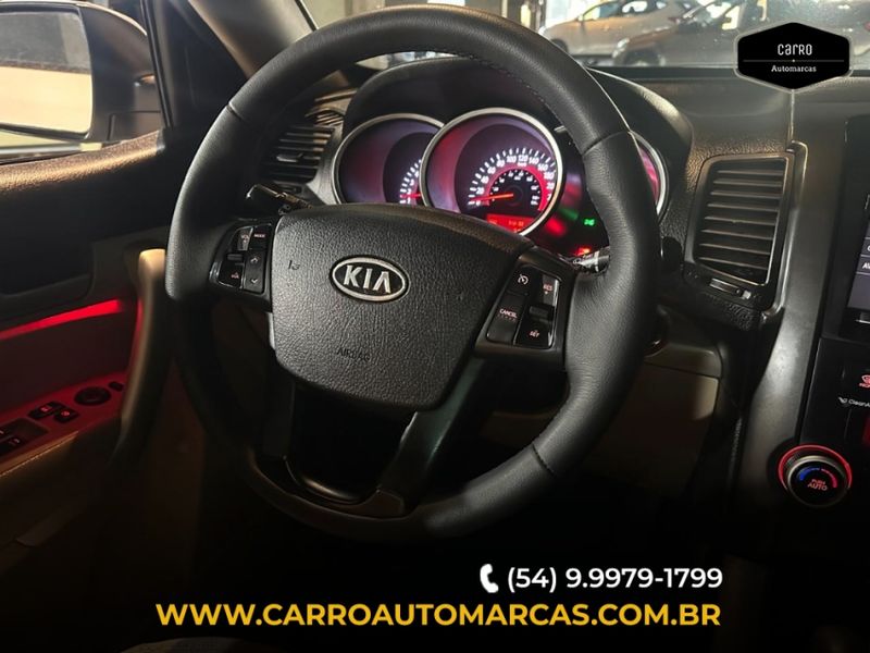KIA SORENTO 3.5 S.555 V6 4X2 24V GASOLINA 4P AUTOMATICO 2011/2012 CARRO AUTOMARCAS CAXIAS DO SUL / Carros no Vale