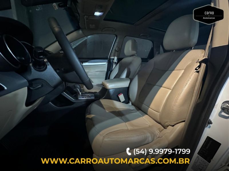 KIA SORENTO 3.5 S.555 V6 4X2 24V GASOLINA 4P AUTOMATICO 2011/2012 CARRO AUTOMARCAS CAXIAS DO SUL / Carros no Vale