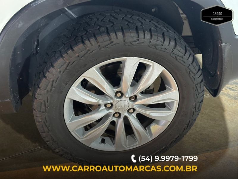 KIA SORENTO 3.5 S.555 V6 4X2 24V GASOLINA 4P AUTOMATICO 2011/2012 CARRO AUTOMARCAS CAXIAS DO SUL / Carros no Vale