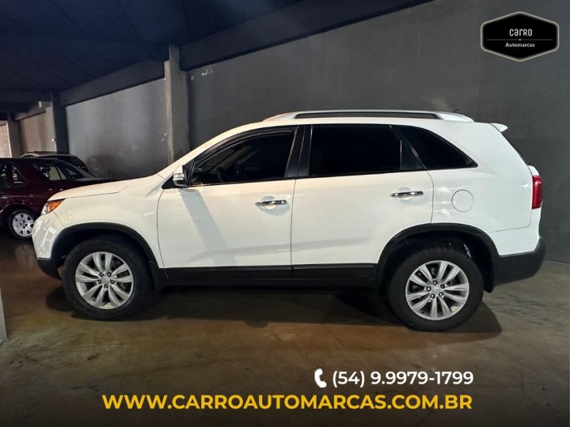 KIA SORENTO 3.5 S.555 V6 4X2 24V GASOLINA 4P AUTOMATICO 2011/2012 CARRO AUTOMARCAS CAXIAS DO SUL / Carros no Vale