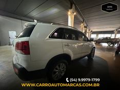KIA SORENTO 3.5 S.555 V6 4X2 24V GASOLINA 4P AUTOMATICO 2011/2012 CARRO AUTOMARCAS CAXIAS DO SUL / Carros no Vale