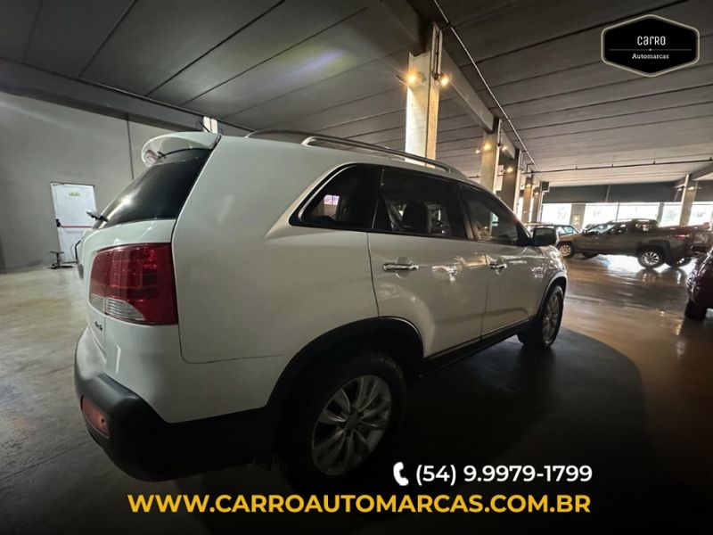 KIA SORENTO 3.5 S.555 V6 4X2 24V GASOLINA 4P AUTOMATICO 2011/2012 CARRO AUTOMARCAS CAXIAS DO SUL / Carros no Vale