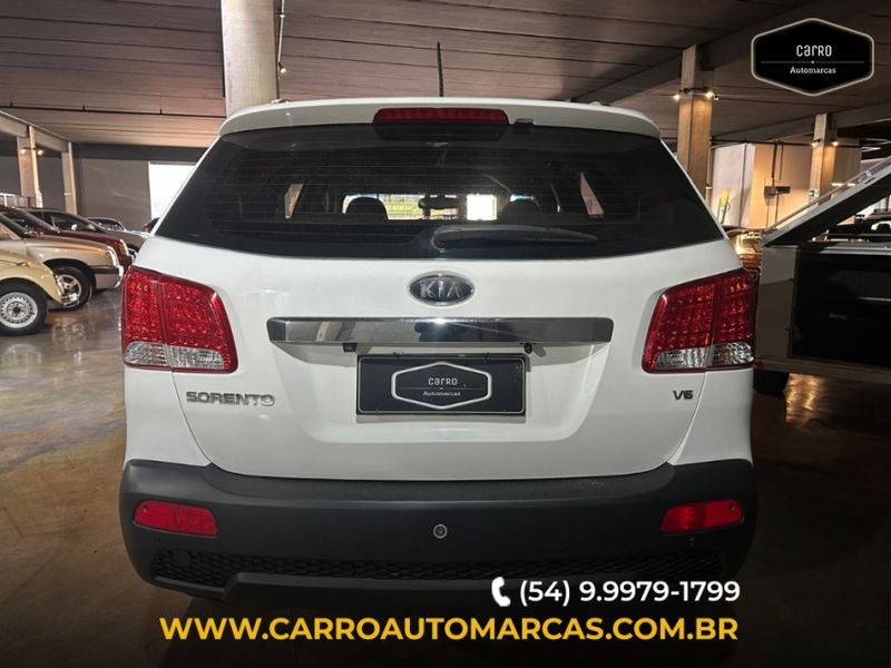 KIA SORENTO 3.5 S.555 V6 4X2 24V GASOLINA 4P AUTOMATICO 2011/2012 CARRO AUTOMARCAS CAXIAS DO SUL / Carros no Vale