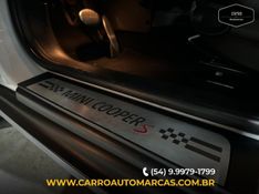 Mini COUNTRYMAN 1.6 S ALL4 4X4 16V 184CV TURBO GASOLINA 4P AUTOMÁTICO 2013/2014 CARRO AUTOMARCAS CAXIAS DO SUL / Carros no Vale