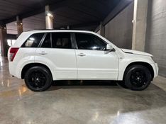 Suzuki GRAND VITARA 2.0 4X2 16V GASOLINA 4P MANUAL 2012/2012 CARRO AUTOMARCAS CAXIAS DO SUL / Carros no Vale