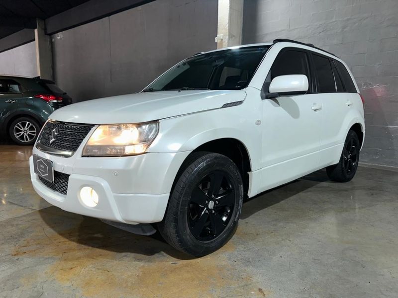 Suzuki GRAND VITARA 2.0 4X2 16V GASOLINA 4P MANUAL 2012/2012 CARRO AUTOMARCAS CAXIAS DO SUL / Carros no Vale