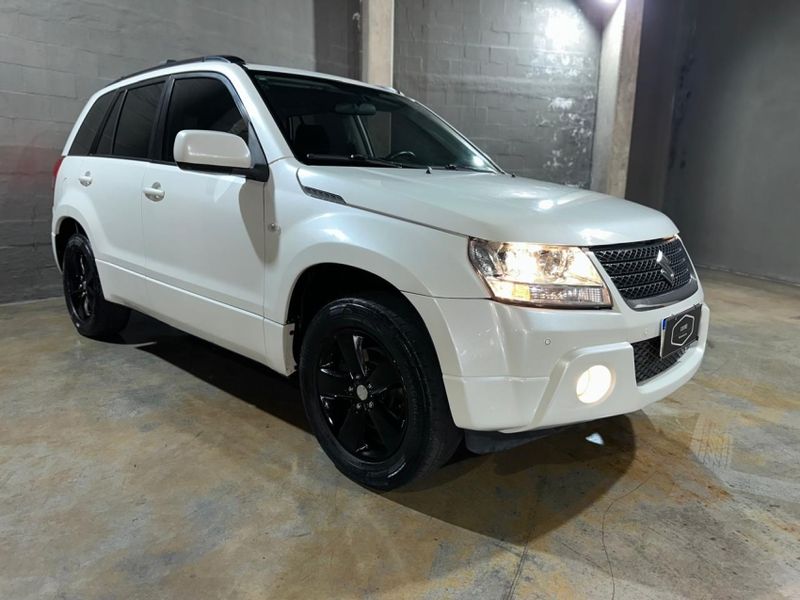 Suzuki GRAND VITARA 2.0 4X2 16V GASOLINA 4P MANUAL 2012/2012 CARRO AUTOMARCAS CAXIAS DO SUL / Carros no Vale