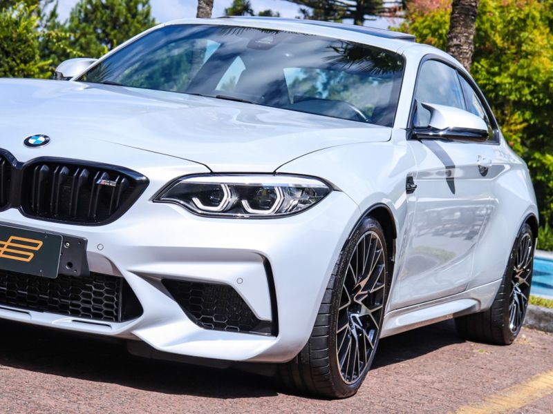 BMW M2 3.0 24V I6 GASOLINA COMPETITION COUPÉ M DCT 2021/2021 VIA BELLA VEÍCULOS ESPECIAIS CAXIAS DO SUL / Carros no Vale