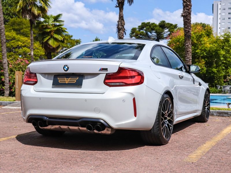 BMW M2 3.0 24V I6 GASOLINA COMPETITION COUPÉ M DCT 2021/2021 VIA BELLA VEÍCULOS ESPECIAIS CAXIAS DO SUL / Carros no Vale