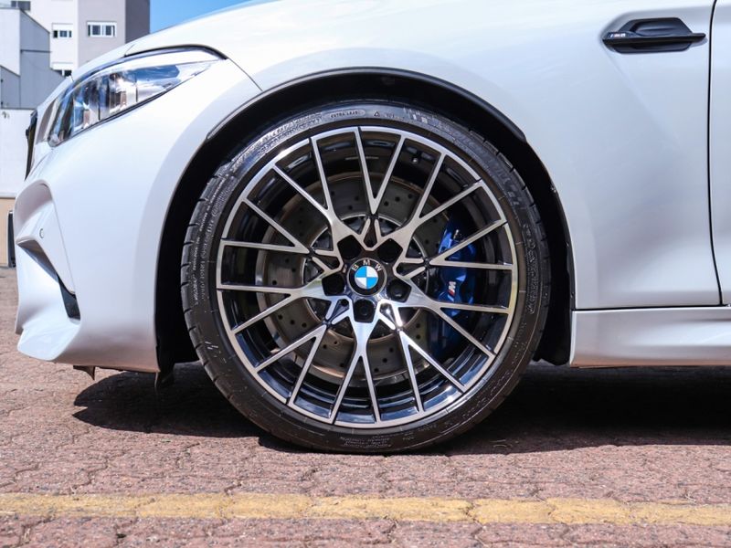 BMW M2 3.0 24V I6 GASOLINA COMPETITION COUPÉ M DCT 2021/2021 VIA BELLA VEÍCULOS ESPECIAIS CAXIAS DO SUL / Carros no Vale