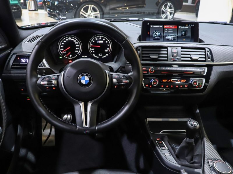BMW M2 3.0 24V I6 GASOLINA COMPETITION COUPÉ M MANUAL 2020/2021 VIA BELLA VEÍCULOS ESPECIAIS CAXIAS DO SUL / Carros no Vale