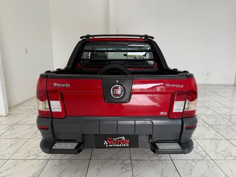 Fiat STRADA WORKING CELEBRATION CD 1.4 2013 SÓ MOTOS E AUTOMÓVEIS SANTA CRUZ DO SUL / Carros no Vale