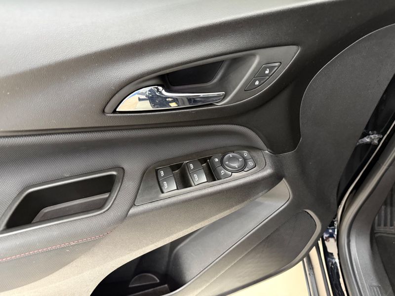 Chevrolet Chev Equinox 15t Rs 2022/2022 COVEL VEICULOS ENCANTADO / Carros no Vale