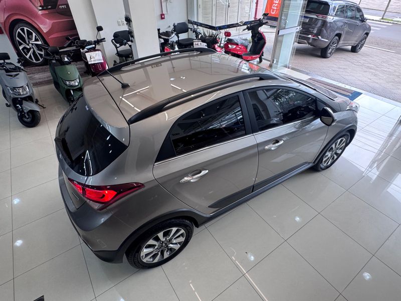 Hyundai Hb20x 1.6 A Premium 2017/2018 COVEL VEICULOS ENCANTADO / Carros no Vale