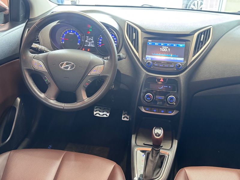 Hyundai Hb20x 1.6 A Premium 2017/2018 COVEL VEICULOS ENCANTADO / Carros no Vale