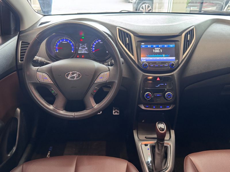 Hyundai Hb20x 1.6 A Premium 2017/2018 COVEL VEICULOS ENCANTADO / Carros no Vale