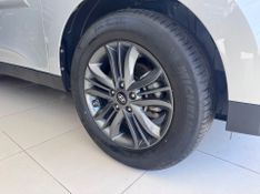 Hyundai Ix35 Gl 2.0 16v 2wd 2020/2021 COVEL VEICULOS ENCANTADO / Carros no Vale