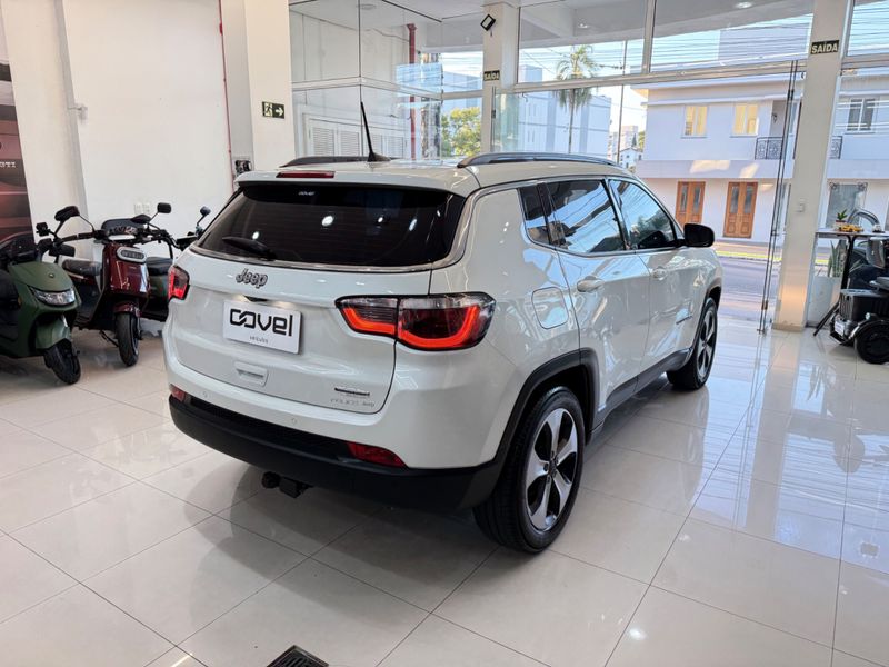 Jeep Compass Longitude F 2018/2018 COVEL VEICULOS ENCANTADO / Carros no Vale