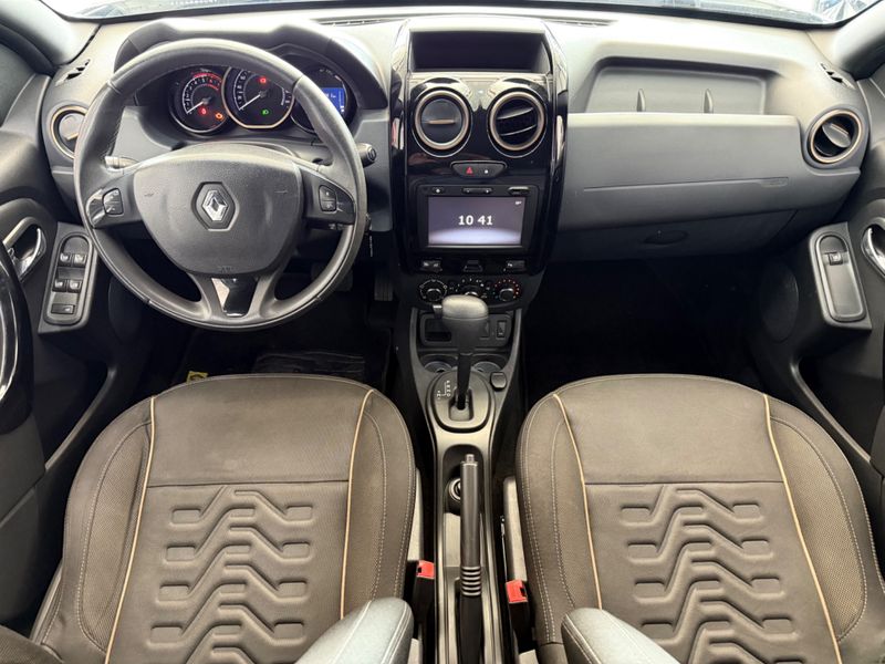 Renault Duster Dynamique 2.0 16v Hi 2015/2016 COVEL VEICULOS ENCANTADO / Carros no Vale