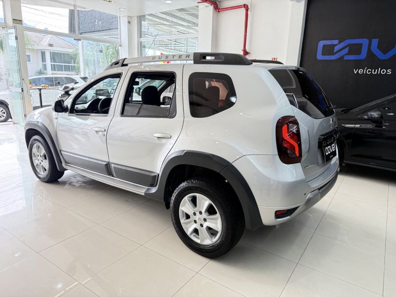 Renault Duster Dynamique 2.0 16v Hi 2015/2016 COVEL VEICULOS ENCANTADO / Carros no Vale