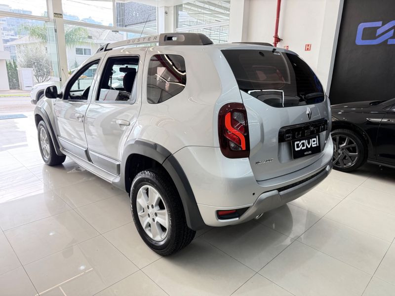 Renault Duster Dynamique 2.0 16v Hi 2015/2016 COVEL VEICULOS ENCANTADO / Carros no Vale