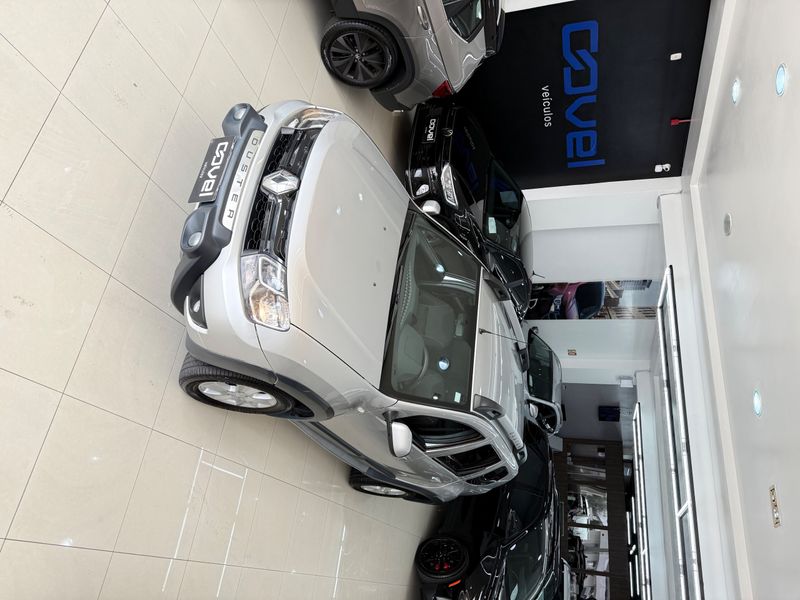 Renault Duster Dynamique 2.0 16v Hi 2015/2016 COVEL VEICULOS ENCANTADO / Carros no Vale