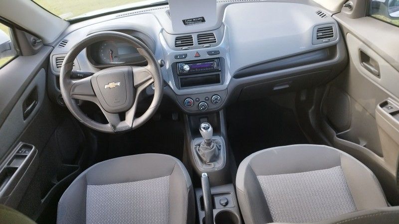 Chevrolet COBALT LT 1.4 2015 GRASSI VEÍCULOS LAJEADO / Carros no Vale