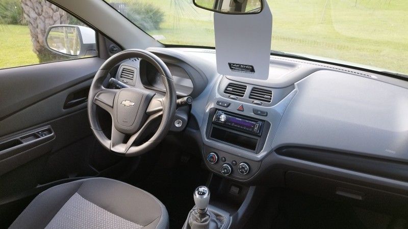 Chevrolet COBALT LT 1.4 2015 GRASSI VEÍCULOS LAJEADO / Carros no Vale